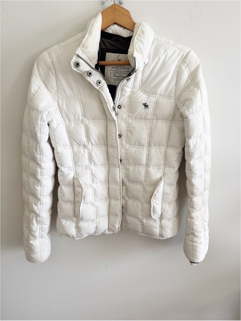 Vintage Y2K Abercrombie cream down puffer coat jacket size small